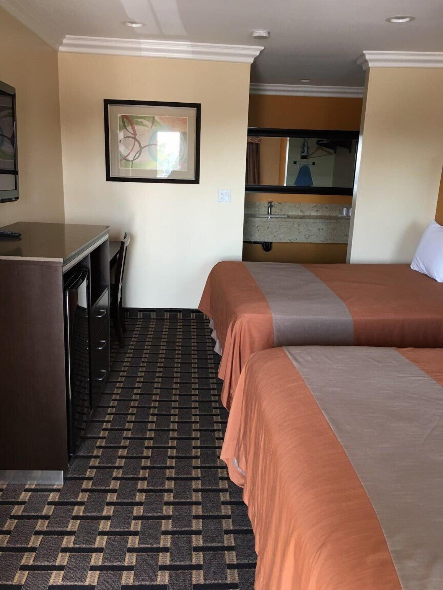 Ontario Inn & Suites Монтклер Екстер'єр фото