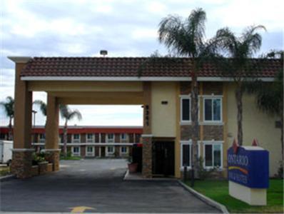 Ontario Inn & Suites Монтклер Екстер'єр фото